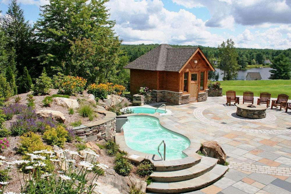 Manoir Des Sables Hotel & Golf Magog Eksteriør billede